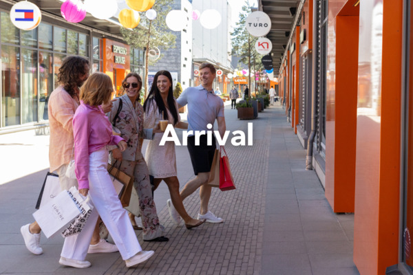 Arrival to the shopping village